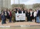 Chabad Cheers Up the Troops in Nachal Oz